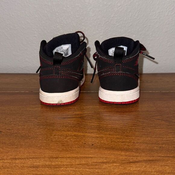 Nike Jordan 1 Mid Fearless TD Baby Shoes CU6619-062 Black Red White Sz 6C - Picture 4 of 8